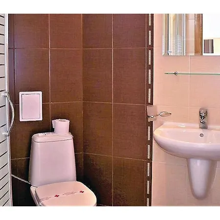 Apartment One-bedroom In Sozopol/budzhaka